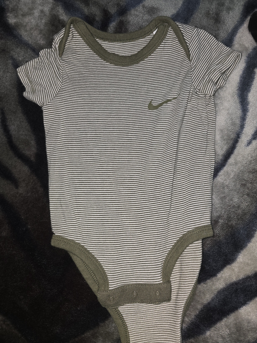 Nike Olive Trim Striped Baby Bodysuit - Olive & White